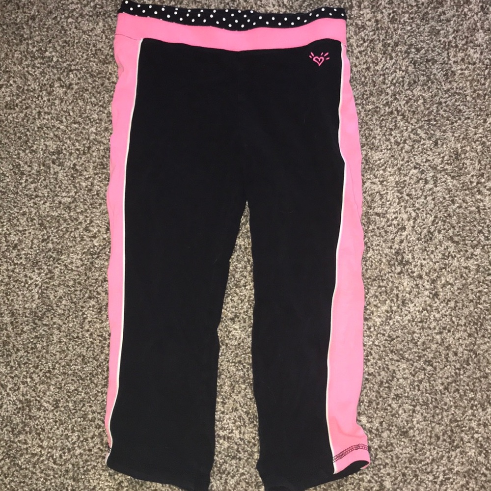Black pink and white capris